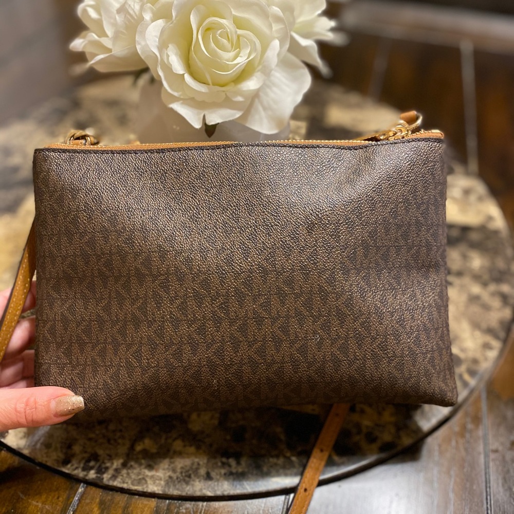 Reversible Micheal Kors purse